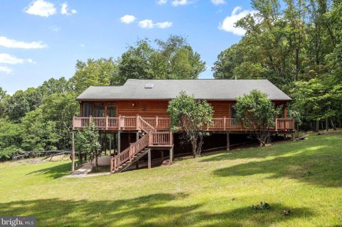 1286 Old Poplar Dr, Baker, WV 26801