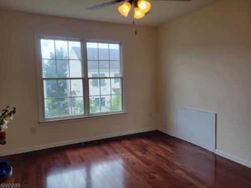 8 Esterbrook Dr, Princeton NJ  08540-6127 exterior