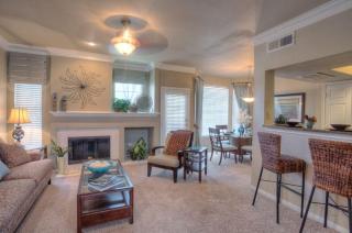 4101 Hulen St, Fort Worth TX  76109-4906 exterior