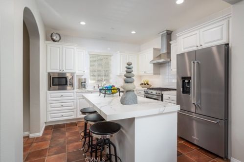 57 Arborside, Irvine CA  92603-0111 exterior