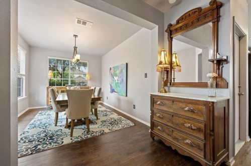 3013 Fleet Dr, Austin, TX 78748-2963