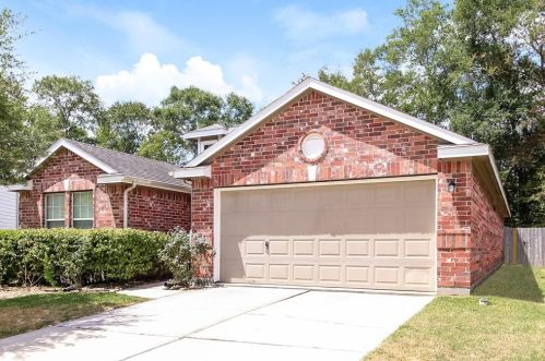 1722 Leafhopper Ln, Conroe TX  77301-5506 exterior