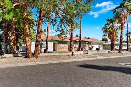 440 Sunset Way, Palm Springs, CA 92262-6563