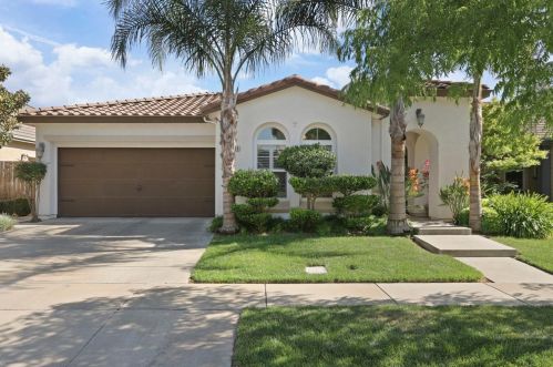 2086 Holt Dr, Lodi, CA 95242-4812
