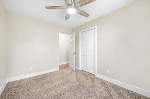 256 Columbia Dr, Ladson SC  29456-6208 exterior