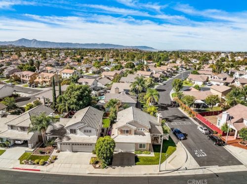 7631 Canberra Way, Riverside CA  92508-6067 exterior