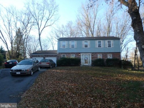 2453 Parallel Ln, Silver Spring MD 20904-5450 exterior