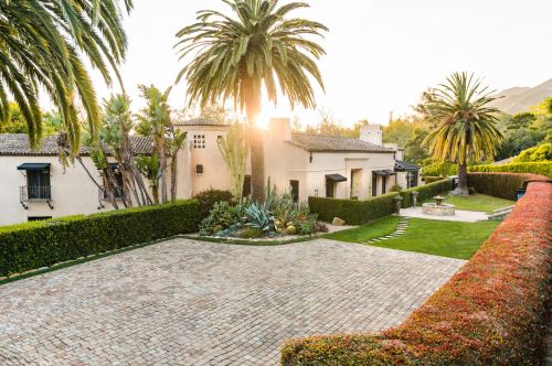 1115 Clover Ln, Santa Barbara, CA 93108-1102