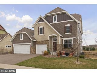 10698 Watersedge Ln, Saint Paul, MN 55129-5232