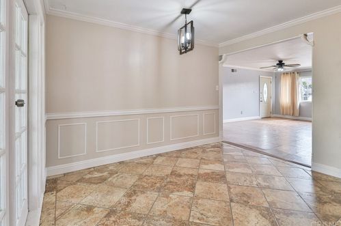 2693 Royal Ave, Simi Valley CA 93065-4768 exterior