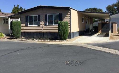 24 Rio Vista Dr, Lodi, CA 95240-0706