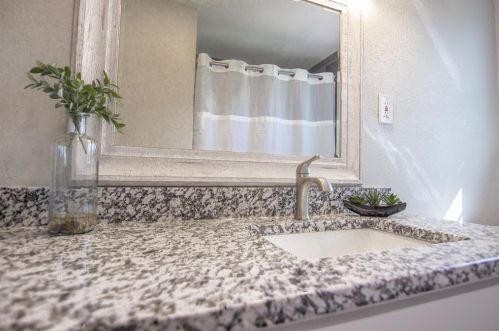 2504 Capri Dr, Fort Worth TX  76114-1725 exterior