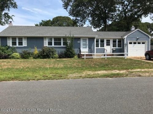 2115 Wilson Rd, Point Pleasant Beach, NJ 08742-4454