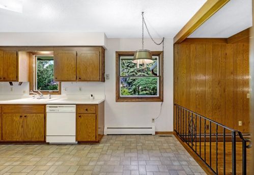 1520 21st Ave, Saint Paul MN  55112-5536 exterior