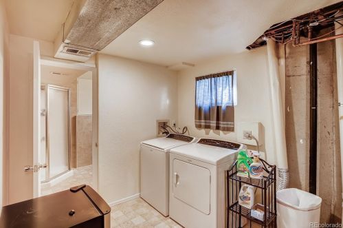 21172 Ida Ave, Denver CO 80015-3304 exterior