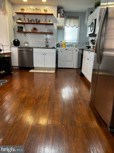 303 New Dorwart St, Lancaster PA  17603-5223 exterior