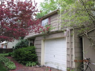 120 College View Dr, Hackettstown, NJ 07840-1022
