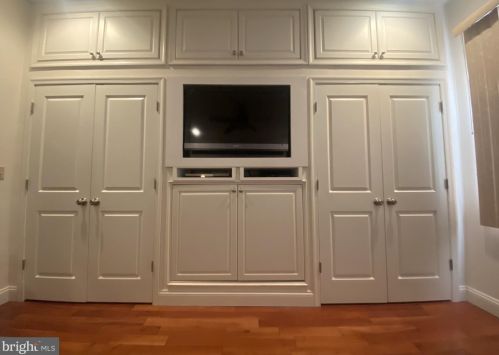 2817 13 St, Philadelphia PA  19133-1208 exterior