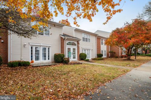 15526 Horseshoe Ln, Woodbridge, VA 22191-4125