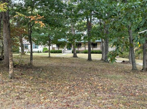 2885 Belew Rd, Spring Bluff, MO 63080-4520