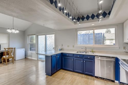 3890 Fraser St, Denver, CO 80014-4080