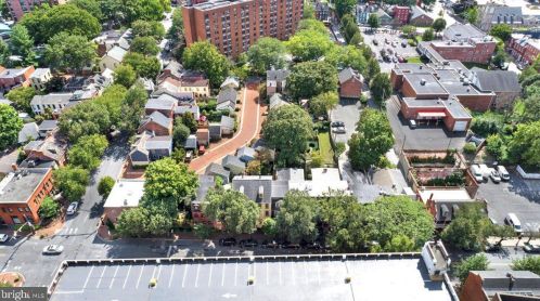 38 Vine St, Lancaster PA  17602-3549 exterior