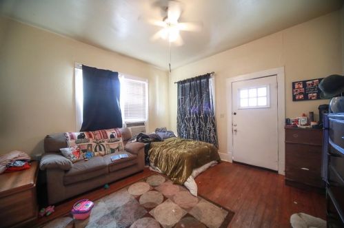 1415 Fairmount Ave, Fort Worth TX  76110-1323 exterior