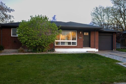 7121 Canosa Ct, Westminster CO  80030-5640 exterior
