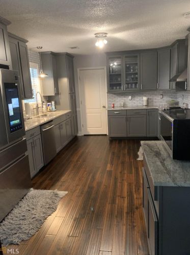 1305 Kathryn Ct, Stockbridge GA 30281-6736 exterior