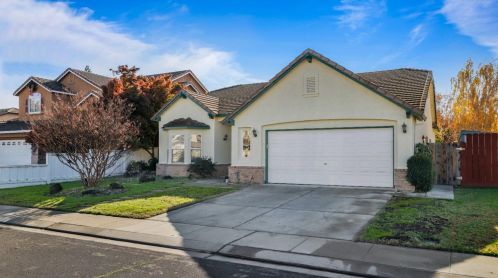 1736 Picadilly Way, Manteca, CA 95336-7059