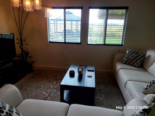 200 Yosemite Ave, Perris, CA 92570-8564