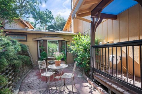 5721 Treasure Ln, Swansboro Country, CA 95667-9385