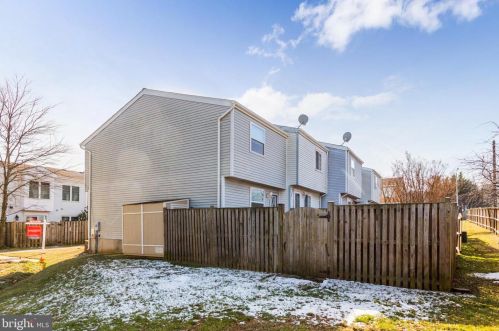 28 Avonshire Ct, Silver Spring MD 20904-6712 exterior