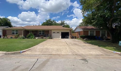 3531 Paramount St, Fort Worth TX  76117-3331 exterior