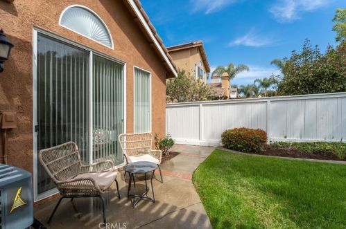 938 Dylan Way, Anaheim CA  92808-1515 exterior