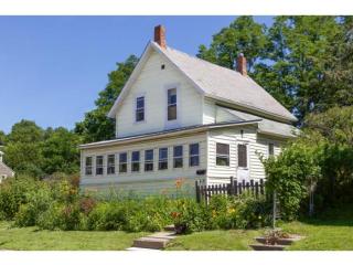 243 Malletts Bay Ave, Winooski VT  05404-1721 exterior