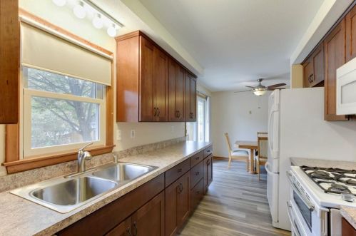 4425 Poplar Bridge Rd, Minneapolis MN  55437-1428 exterior