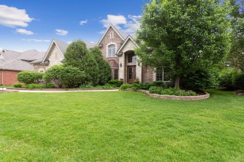 12507 Briarcliffe Dr, Lemont, IL 60439-4625