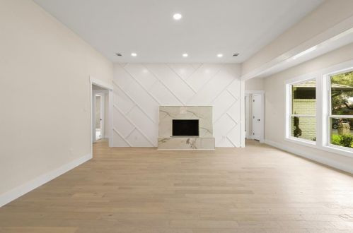 16234 Amberwood Rd, Dallas TX  75248-2980 exterior