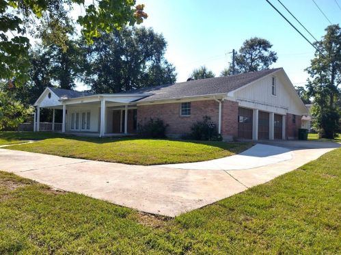 617 Baywood Dr, Taylor Lake Village TX  77586-1807 exterior