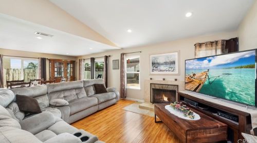 6560 Asa Way, Riverside CA  92509-7267 exterior