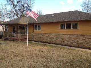 5106 25th St, Tulsa OK  74114-3722 exterior
