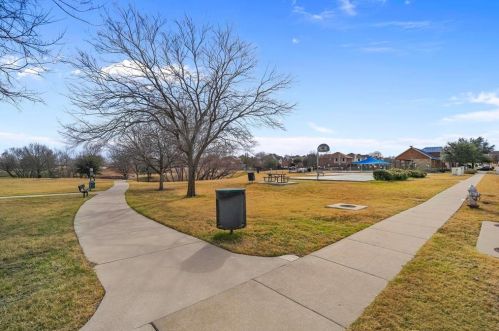 10716 Ambling Trl, Fort Worth TX  76108-6943 exterior