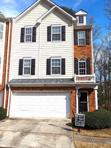 446 Sandtrap Ln, Buford, GA 30518-7120