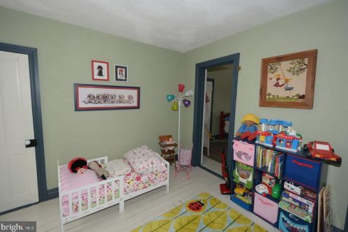 501 Baer Ave, Hanover PA 17331-2703 exterior