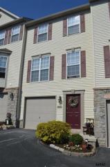 2660 Sultan Supreme Way, York, PA 17402-9512