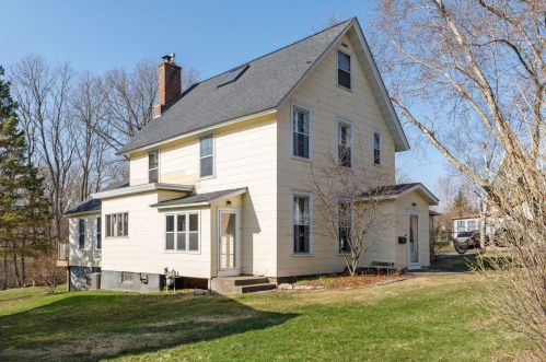 621 Willard St, Stillwater, MN 55082-5657