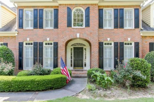660 Crescent Ridge Trl, Mableton, GA 30126-5900