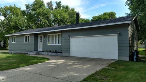 106 5th St, Downer, MN 56514-3206