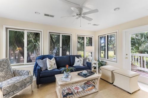536 Cobby Creek Ln, Johns Island, SC 29455-6148